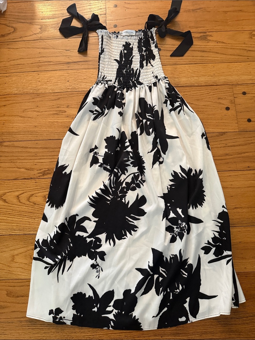 Goodnight Macaroon Black & White Floral Tie-Shoulder Maxi Dress